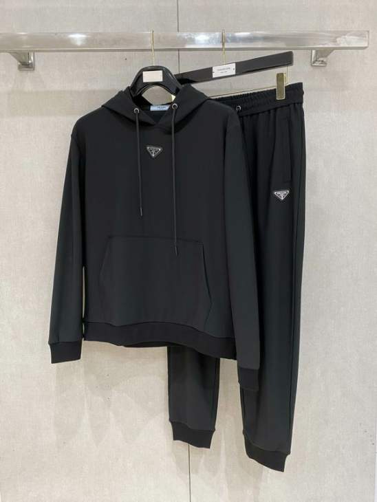 Picture of Prada Sweater Suits _SKUPradaM-3XLxetr45242069